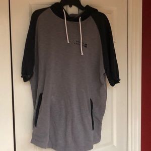 Men’s under armour short sleeve gray and black hoodie